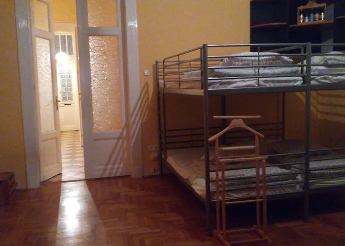 Comebackpackers Hostel *